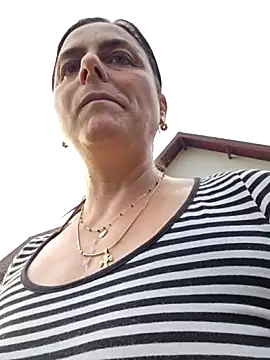 Chat XXX ao vivo de IsabelleCraft