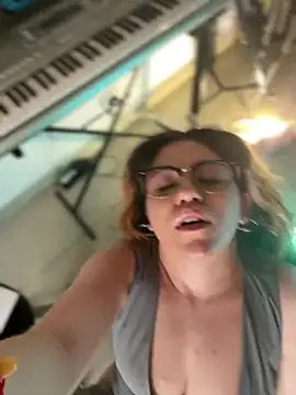 NikkiNix's Live XXX Chat