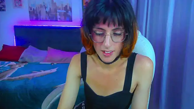 Chatroom XXX en direct de goth_minerva