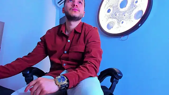 XXX chat uživo modela mike_257