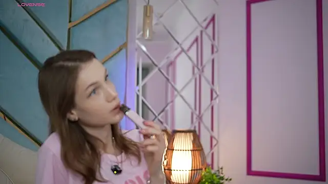 SophiaDream_ élő XXX-chatje