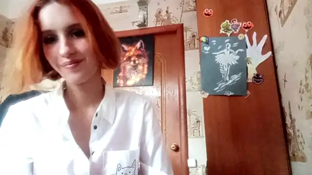 SirenFrost élő XXX-chatje