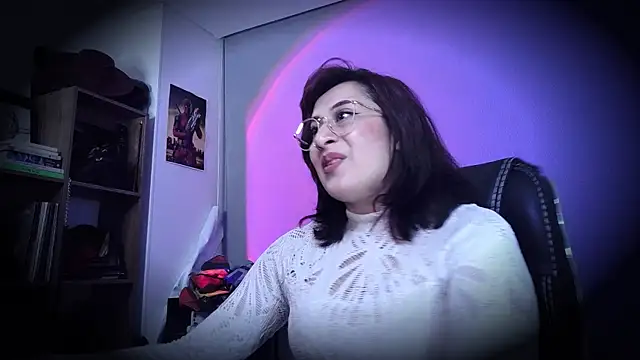 Scarlett_Sen 现场XXX聊天