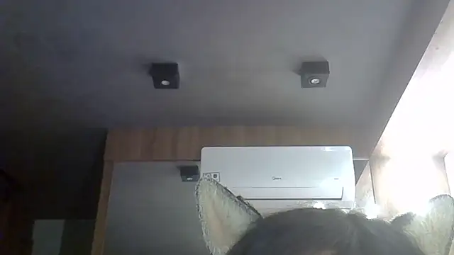 Chat +18 de SkinnyKitten ao vivo