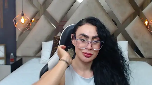 צ'אט XXX בשידור חי של MartinaaFit