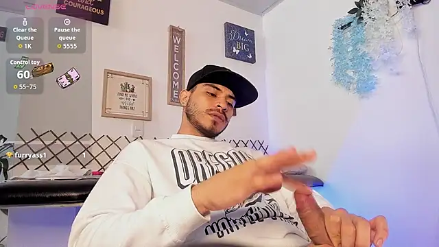 Bastian_MCcormick Adlı Modelin Canlı XXX Sohbeti