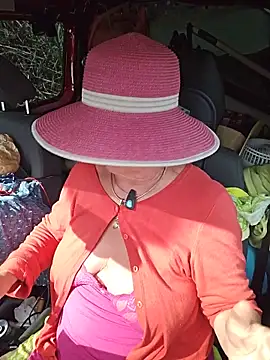 Czat XXX na żywo – Hot-Muci