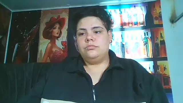 Chat XXX en directo de Hailey_Curvy