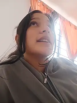 Chat XXX en directo de Sweet_Innocence_