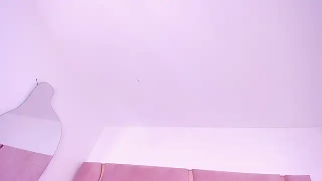 angiexht Adlı Modelin Canlı XXX Sohbeti