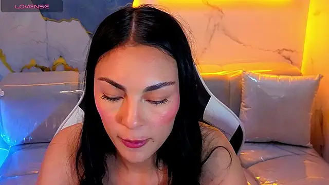 cataliina_tp Adlı Modelin Canlı XXX Sohbeti