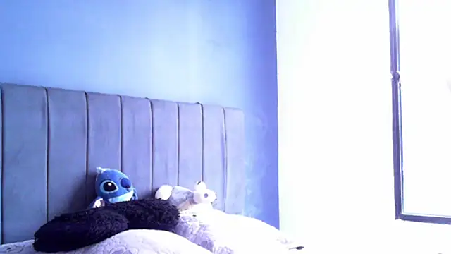 Chat +18 de Sweet-Angie ao vivo