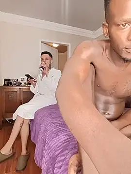 Brentrawbreed's Live XXX Chat