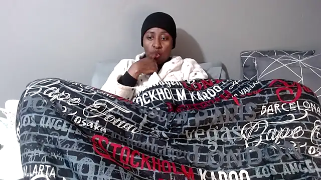 graciousxxx: απευθείας συνομιλία ΧΧΧ