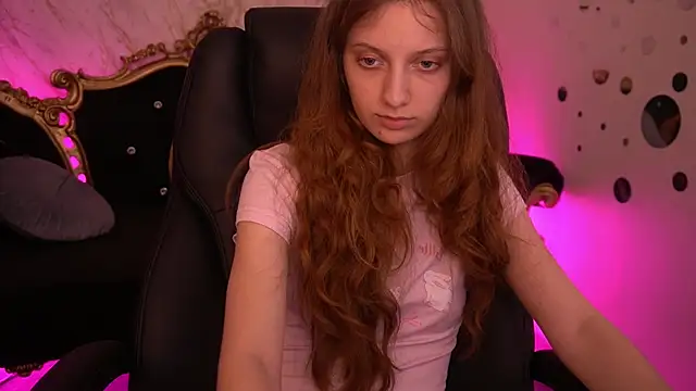Chat XXX en directo de CuteeFoxy