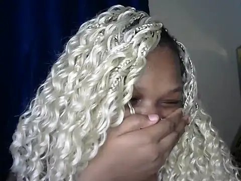 XXX chat uživo modela Spicequeen23