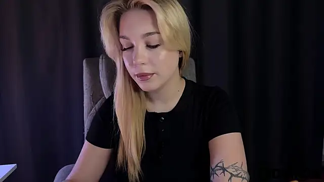 Chat XXX en directo de ariashaa