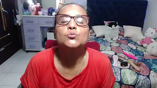 Chatroom XXX en direct de pervert_mommy_