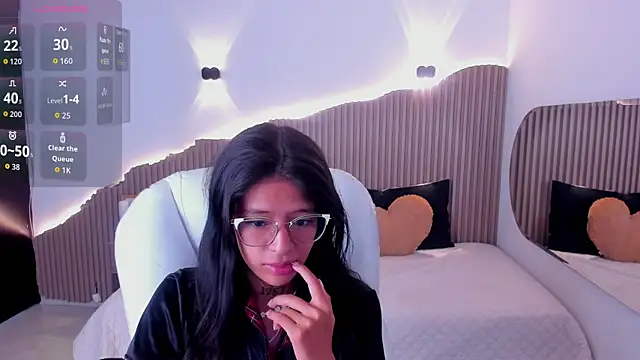 Chat XXX en directo de Iris8_