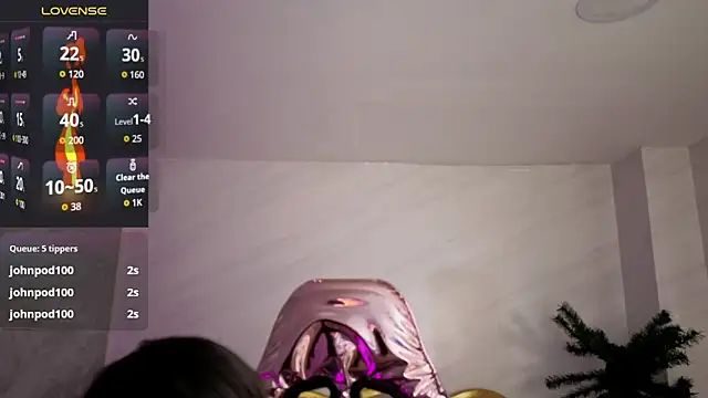 venuss09_s' Live XXX Chat