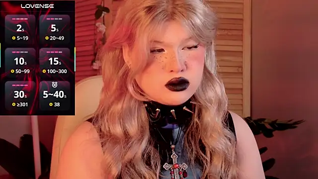 LilithNlsn: απευθείας συνομιλία ΧΧΧ