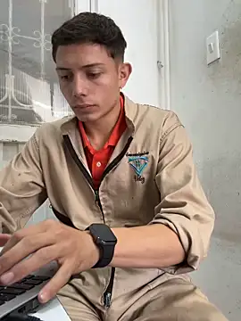 santiObrero's Live XXX Chat