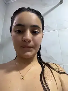 Antonella_Julieta Chat XXX in diretta