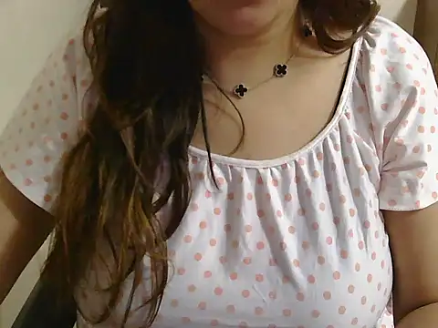 Chatroom XXX en direct de spicy_Zara