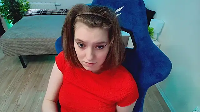 CranberryHot Adlı Modelin Canlı XXX Sohbeti