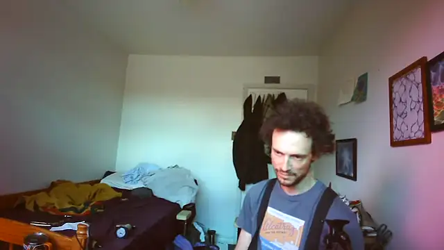 JohnnyMoves Live XXX Chat