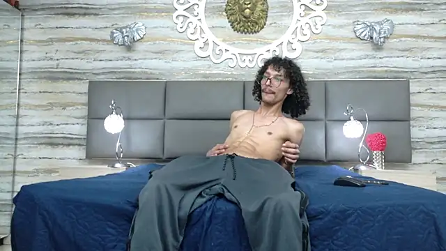 KittyStarmorbidのライブXXXチャット