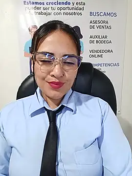MAYE__13 Live XXX-chat