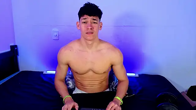 Luke_Muscle Live XXX-Chat