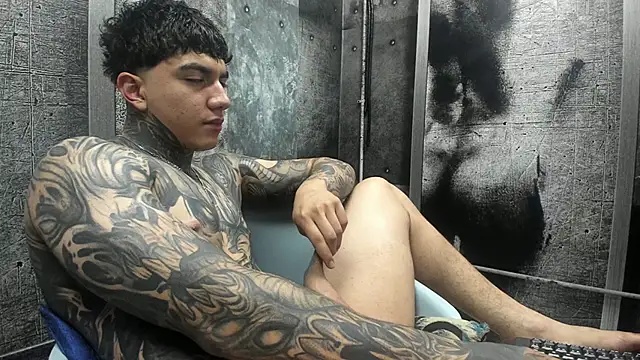 Gury_tattoo: онлайн-секс-чат