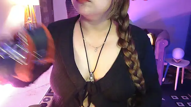 Mitikaa Live XXX-chat