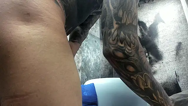 Gury_tattoo: онлайн-секс-чат
