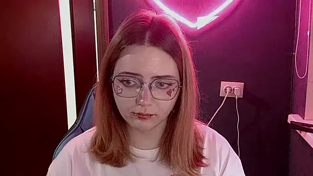 EnsuingPetal Live XXX-chat