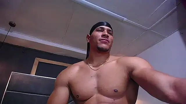 teddyfit19cm Chat XXX in diretta
