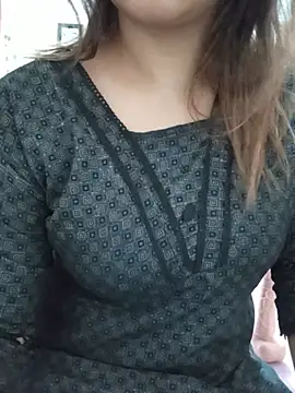 Chat XXX ao vivo de Tanha18