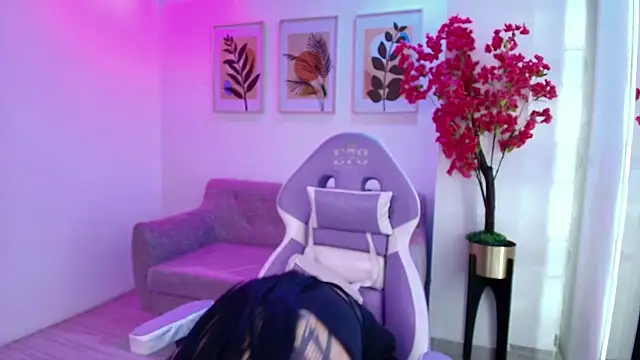 Rainy_doll Chat XXX live