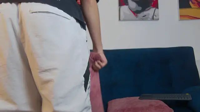 Rowan_Cley Chat XXX in diretta