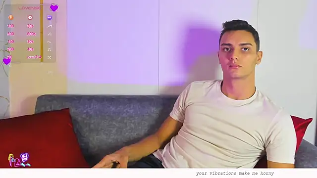 andrewevans46 élő XXX-chatje