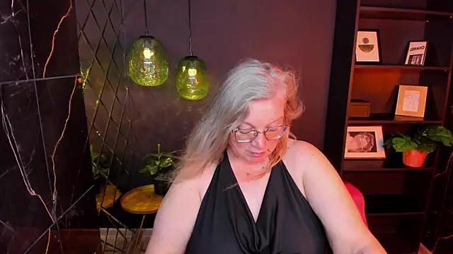צ'אט XXX בשידור חי של NataliMellow