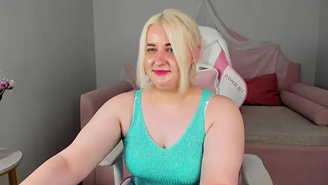 LioraArdyn XXX чат на живо