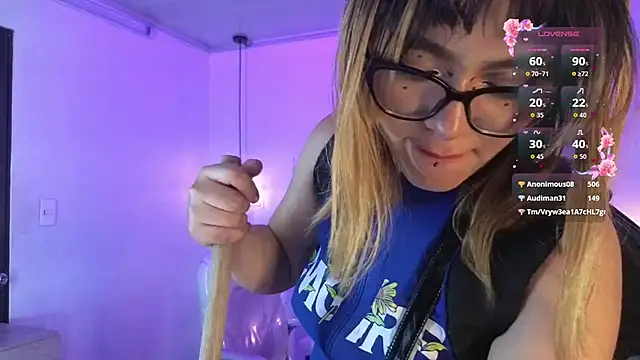 NinaSakura_Eup লাইভ XXX চ্যাট