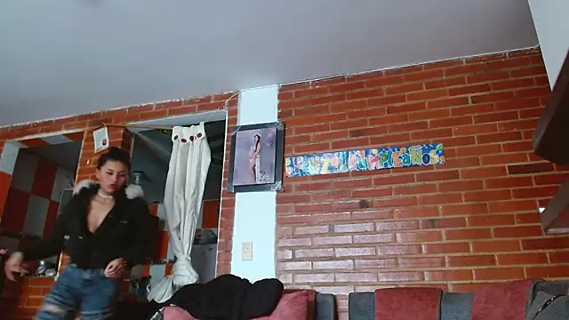 Lia_rouse04 live XXX chat