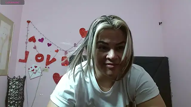 pamela_echeverria's Live XXX Chat