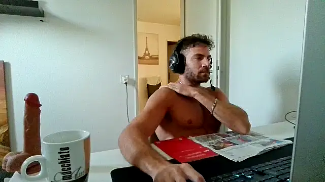 Chatroom XXX en direct de alpha-hunk