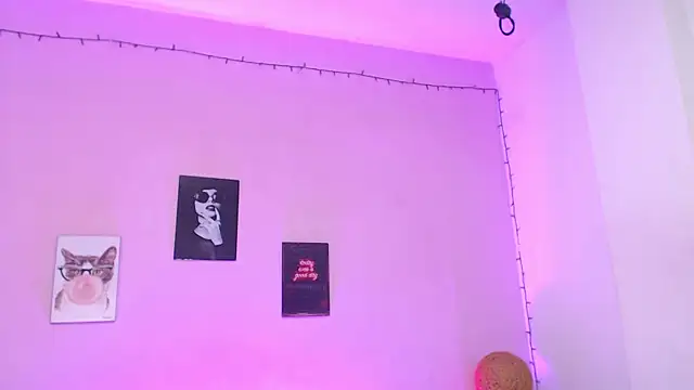 Jules_zzz's Live XXX Chat