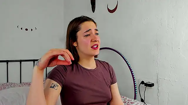 LiyaFly Chat XXX in diretta